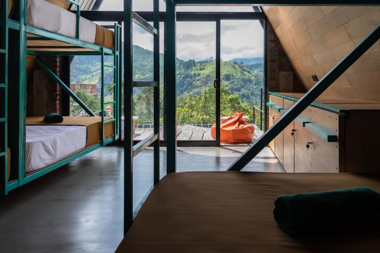Wild Bee Hostel เอลลา ภายนอก รูปภาพ